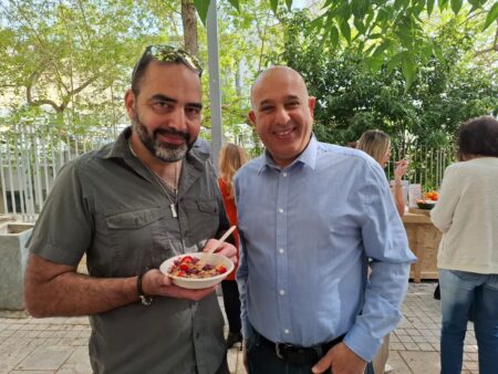 הרמת כוסית פסח 2025